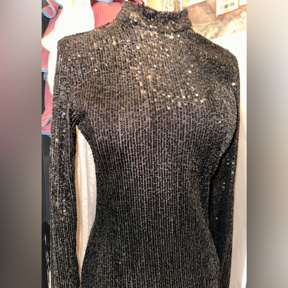 Abercrombie & Fitch Long Sleeve Sequin Mockneck Mini - Picture 13 of 16
